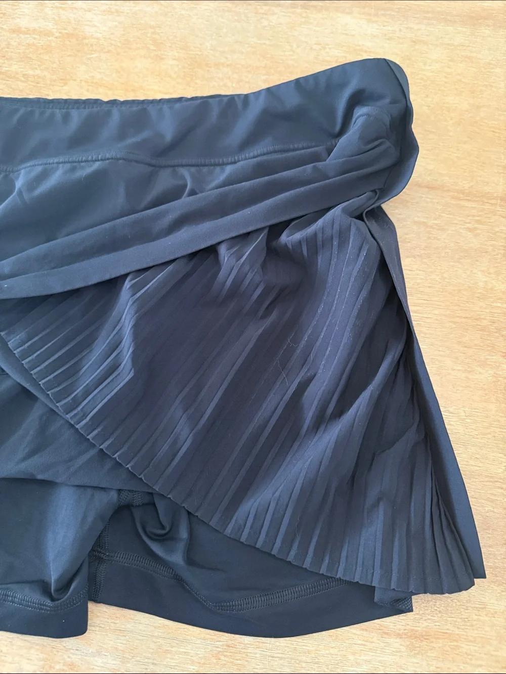 lululemon Peek Pleat High-Rise Tennis Skirt Skort Black - women’s Size 14